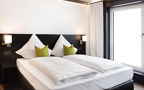 Saw Hotel By Wmm Hotels